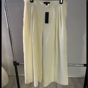 NWT Banana Republic cream, lined dress pants, cropped, size 12.